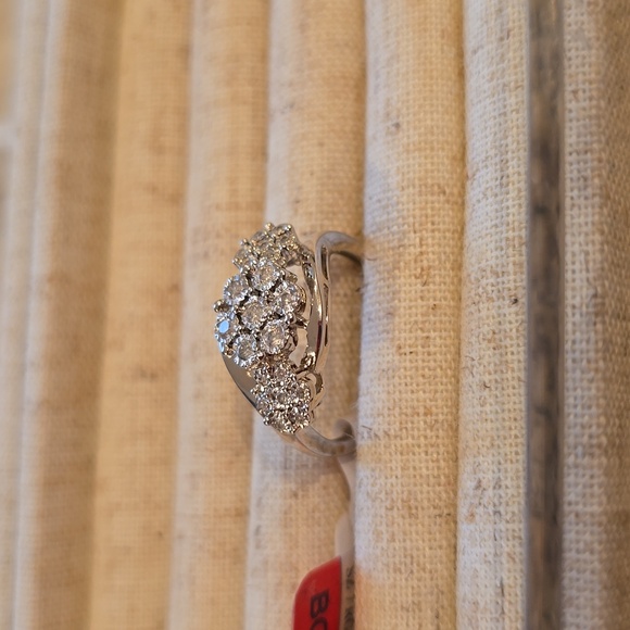 DIAMOND BLOSSOM BRAND WOMEN'S STERLING SILVER 1/4 CTTW DIAMOND RING SIZE 7 - Picture 2 of 15